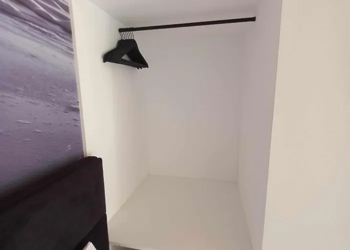 Currais O Pequeno Paraiso Entre O Mar E A Serra *