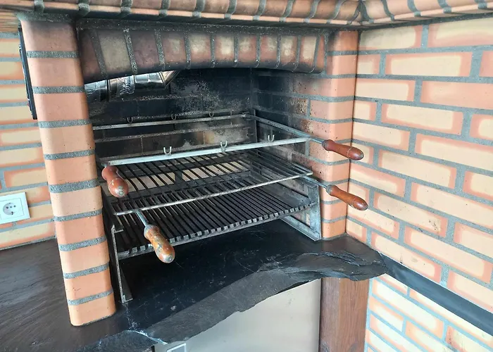 Hostel Currais O Pequeno Paraiso Entre O Mar E A Serra Aveiro